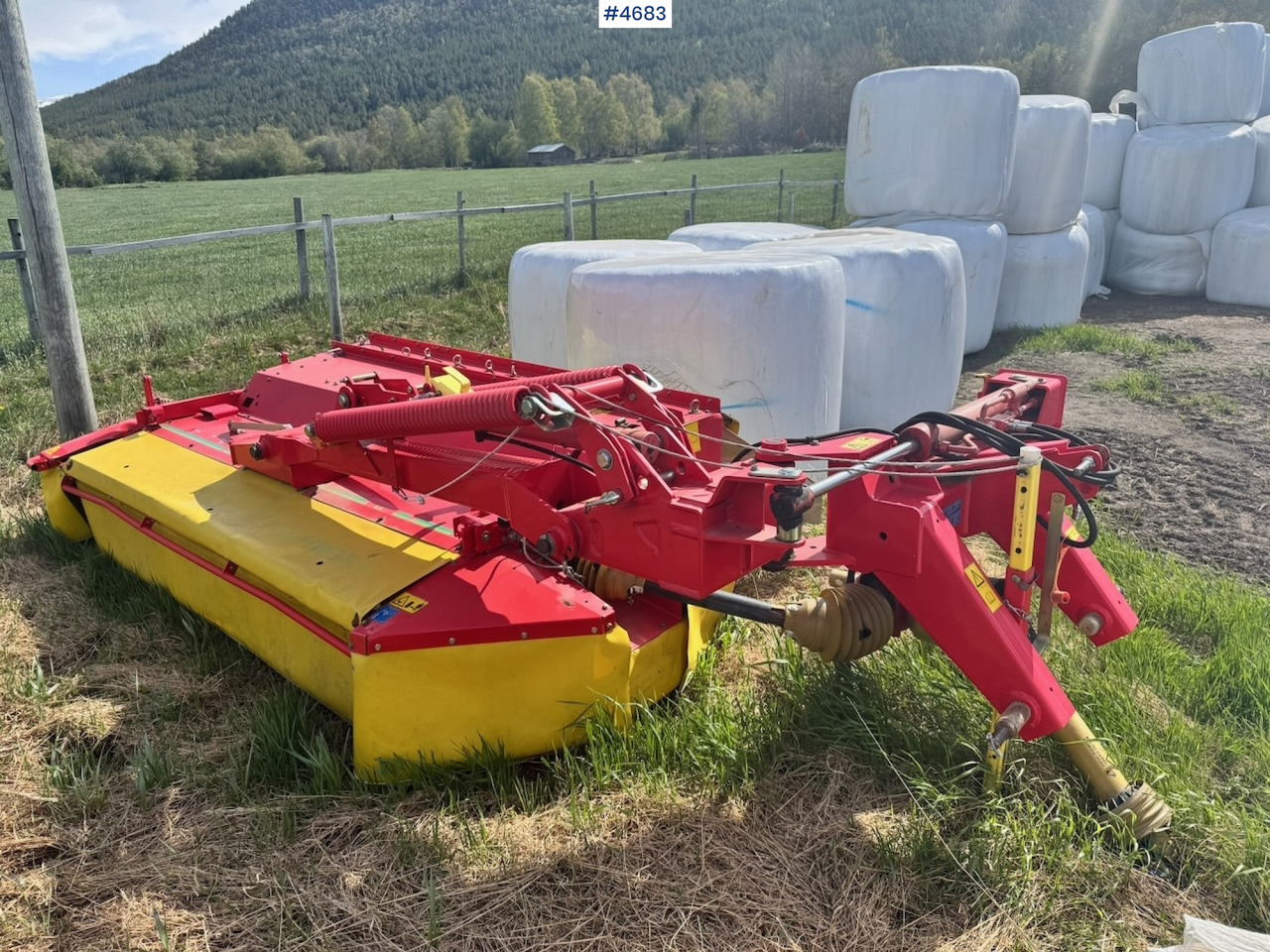 2011 Pottinger Novacat 265 Hay mower. - Oprema za prevrtanje sijena: slika 2011 Pottinger Novacat 265 Hay mower. - Oprema za prevrtanje sijena 2011 Pottinger Novacat 265 Hay mower. - Oprema za prevrtanje sijena: slika 2011 Pottinger Novacat 265 Hay mower. - Oprema za prevrtanje sijena