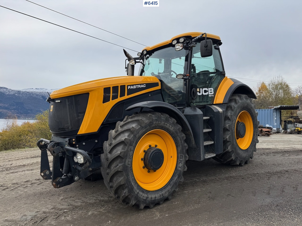 2012 JCB 8310 Fastrac w/ front hydraulics. - Traktor: slika 2012 JCB 8310 Fastrac w/ front hydraulics. - Traktor 2012 JCB 8310 Fastrac w/ front hydraulics. - Traktor: slika 2012 JCB 8310 Fastrac w/ front hydraulics. - Traktor