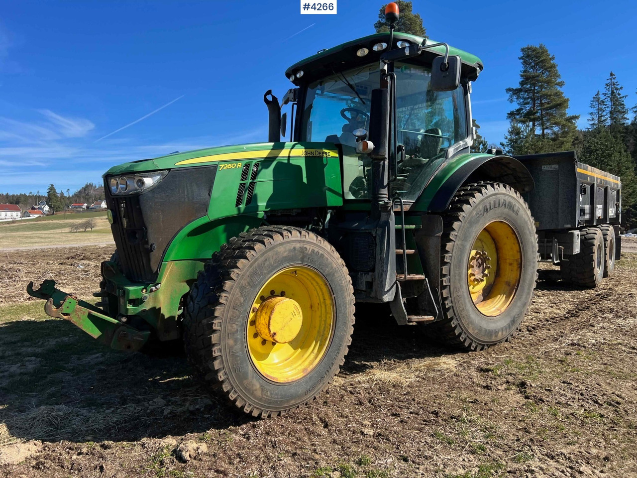2012 John Deere 7260R Tractor w/ PTO - Traktor: slika 2012 John Deere 7260R Tractor w/ PTO - Traktor 2012 John Deere 7260R Tractor w/ PTO - Traktor: slika 2012 John Deere 7260R Tractor w/ PTO - Traktor