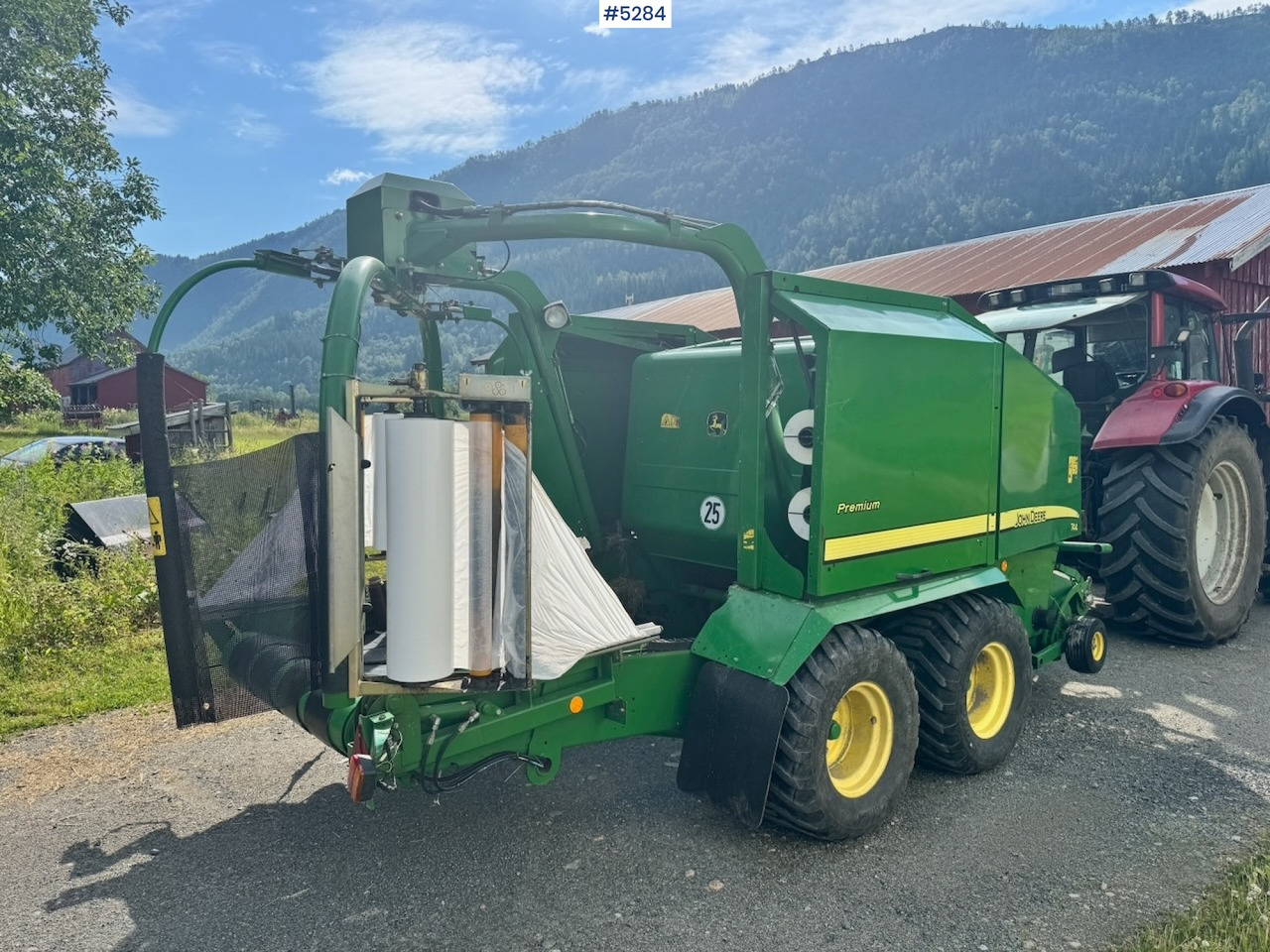 Oprema za prevrtanje sijena 2012 John Deere 744 Combi baler.: slika Oprema za prevrtanje sijena 2012 John Deere 744 Combi baler.