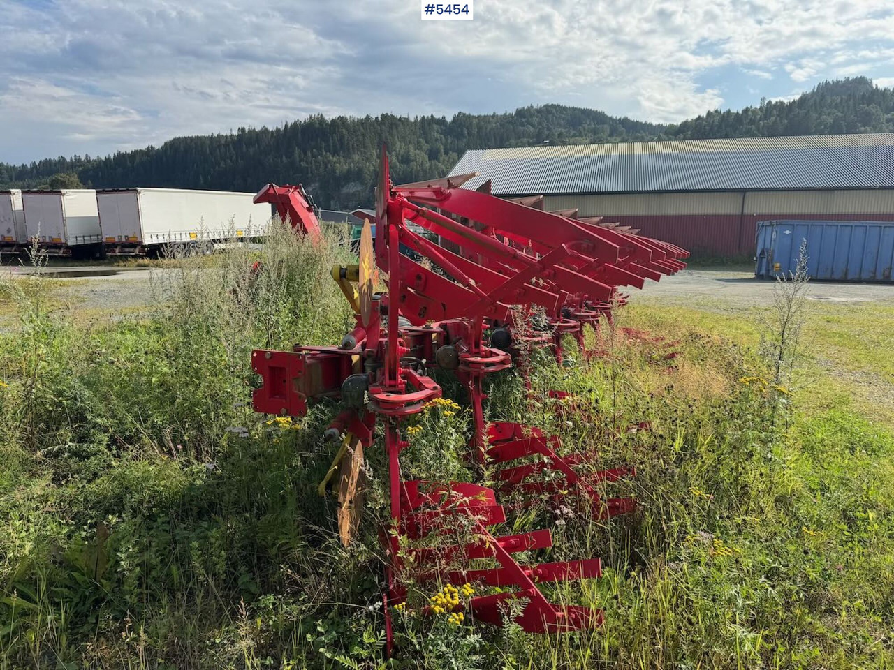 2012 Pottinger Servo 6.50 Plus Nova 7 furrow semi-reversible plough - Oprema za obradu tla: slika 2012 Pottinger Servo 6.50 Plus Nova 7 furrow semi-reversible plough - Oprema za obradu tla 2012 Pottinger Servo 6.50 Plus Nova 7 furrow semi-reversible plough - Oprema za obradu tla: slika 2012 Pottinger Servo 6.50 Plus Nova 7 furrow semi-reversible plough - Oprema za obradu tla