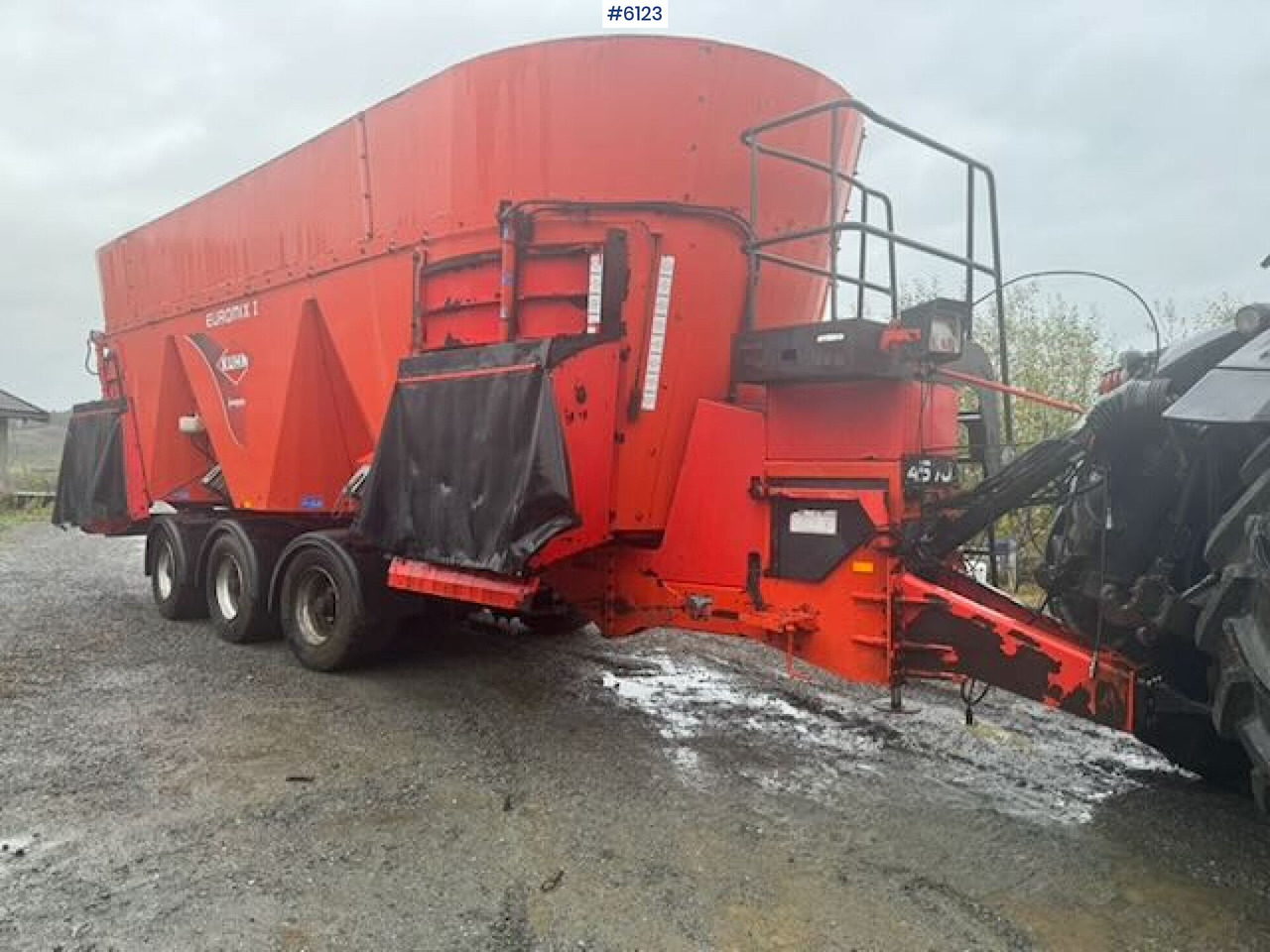 2014 Kuhn Euromix I 4573 feed mixer - Oprema za prevrtanje sijena: slika 2014 Kuhn Euromix I 4573 feed mixer - Oprema za prevrtanje sijena 2014 Kuhn Euromix I 4573 feed mixer - Oprema za prevrtanje sijena: slika 2014 Kuhn Euromix I 4573 feed mixer - Oprema za prevrtanje sijena