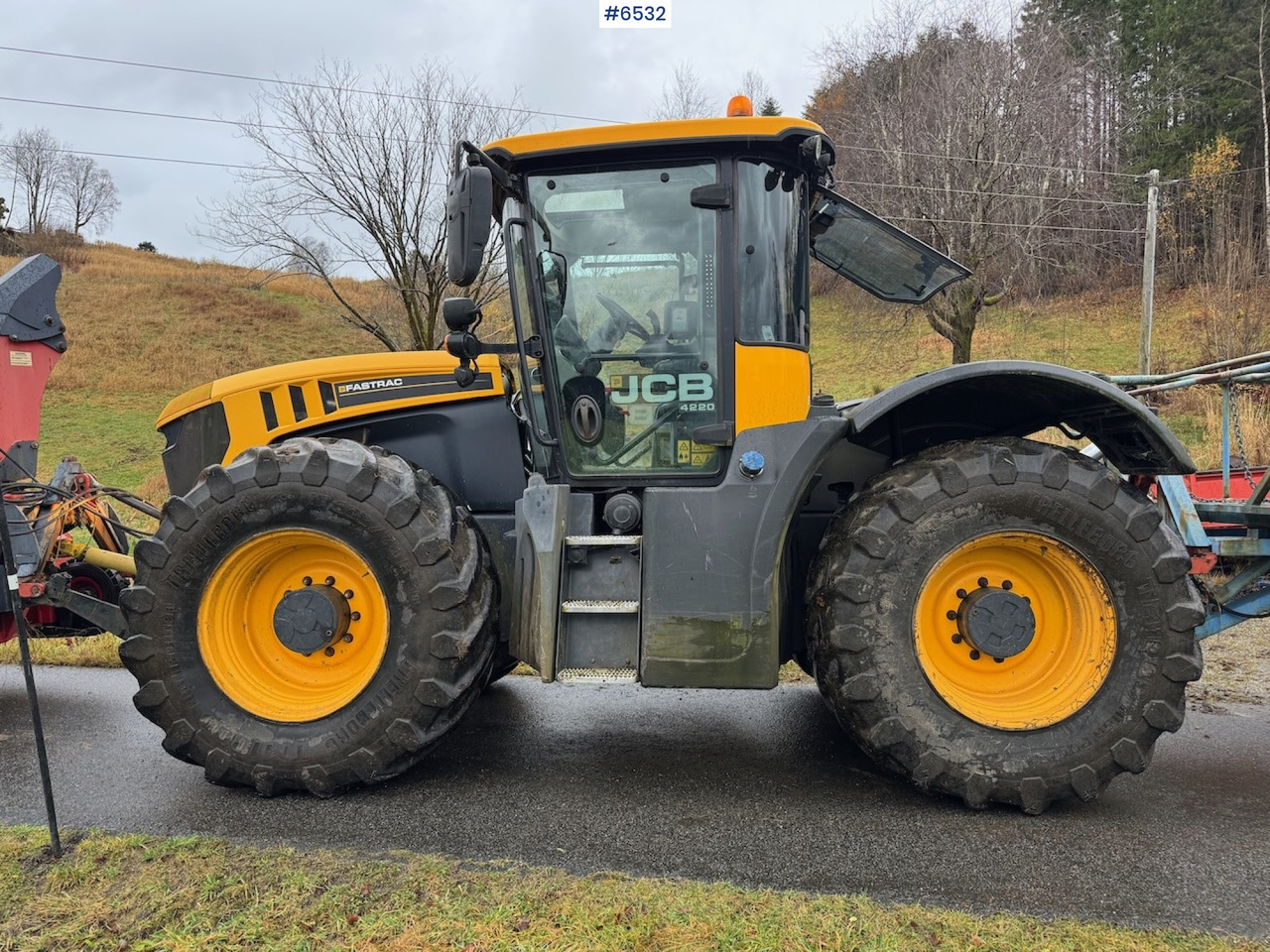 2015 JCB Fastrack 4220 w/ front hydraulics, front PTO and plow plate. Low hours! - Traktor: slika 2015 JCB Fastrack 4220 w/ front hydraulics, front PTO and plow plate. Low hours! - Traktor 2015 JCB Fastrack 4220 w/ front hydraulics, front PTO and plow plate. Low hours! - Traktor: slika 2015 JCB Fastrack 4220 w/ front hydraulics, front PTO and plow plate. Low hours! - Traktor