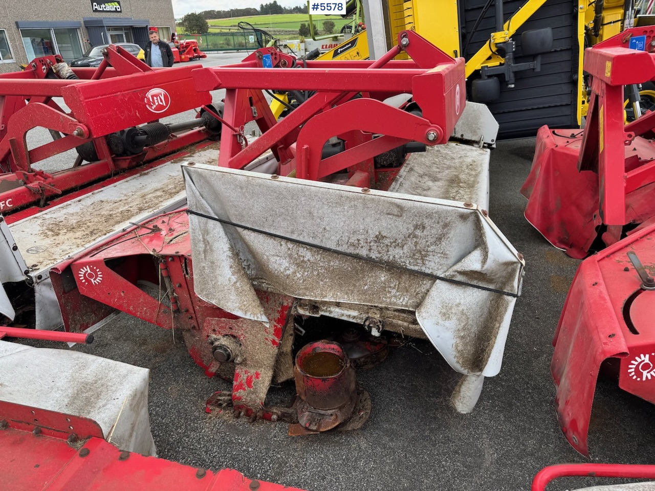 2015 Lely Splendimo 320 FC - Oprema za prevrtanje sijena: slika 2015 Lely Splendimo 320 FC - Oprema za prevrtanje sijena 2015 Lely Splendimo 320 FC - Oprema za prevrtanje sijena: slika 2015 Lely Splendimo 320 FC - Oprema za prevrtanje sijena