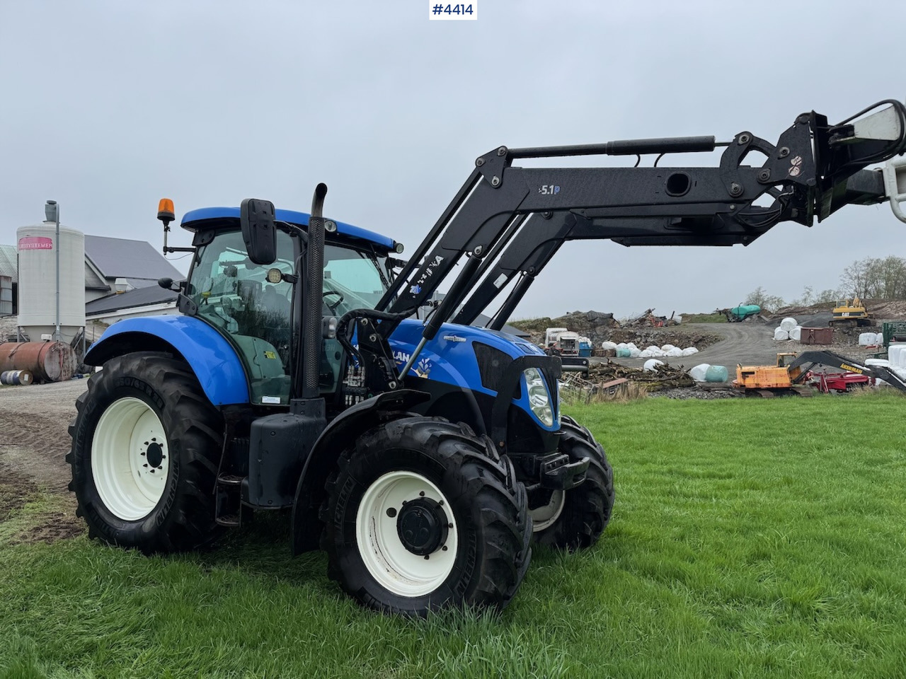 2015 New Holland T7.185 Auto Command w/Front Loader - Traktor: slika 2015 New Holland T7.185 Auto Command w/Front Loader - Traktor 2015 New Holland T7.185 Auto Command w/Front Loader - Traktor: slika 2015 New Holland T7.185 Auto Command w/Front Loader - Traktor