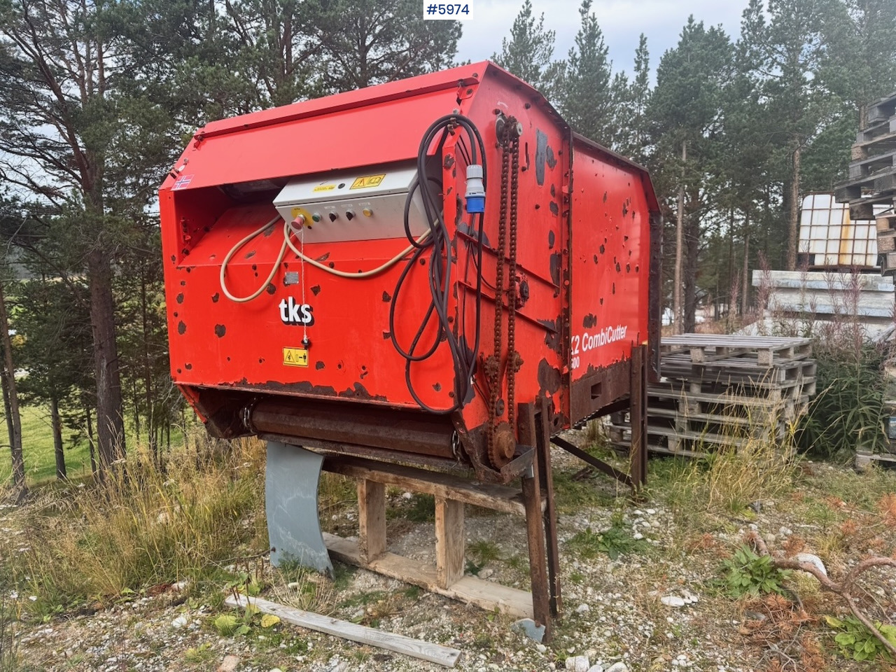 2015 TKS K2 Combi Cutter - Oprema za prevrtanje sijena: slika 2015 TKS K2 Combi Cutter - Oprema za prevrtanje sijena 2015 TKS K2 Combi Cutter - Oprema za prevrtanje sijena: slika 2015 TKS K2 Combi Cutter - Oprema za prevrtanje sijena