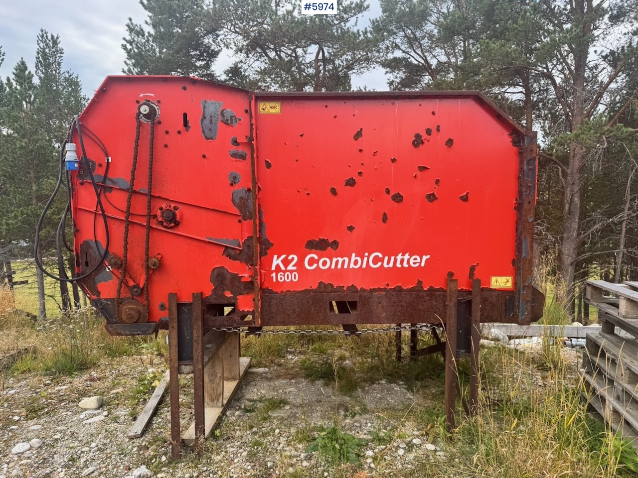 2015 TKS K2 Combi Cutter - Oprema za prevrtanje sijena: slika 2015 TKS K2 Combi Cutter - Oprema za prevrtanje sijena 2015 TKS K2 Combi Cutter - Oprema za prevrtanje sijena: slika 2015 TKS K2 Combi Cutter - Oprema za prevrtanje sijena