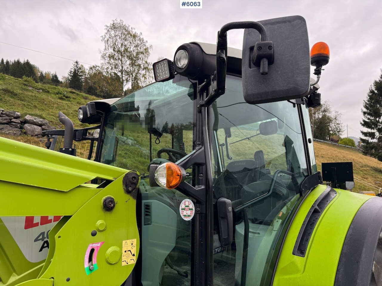 2018 Claas Arion 460 m front loader, front hydraulics and front PTO. - Traktor: slika  2018 Claas Arion 460 m front loader, front hydraulics and front PTO. - Traktor 2018 Claas Arion 460 m front loader, front hydraulics and front PTO. - Traktor: slika  2018 Claas Arion 460 m front loader, front hydraulics and front PTO. - Traktor