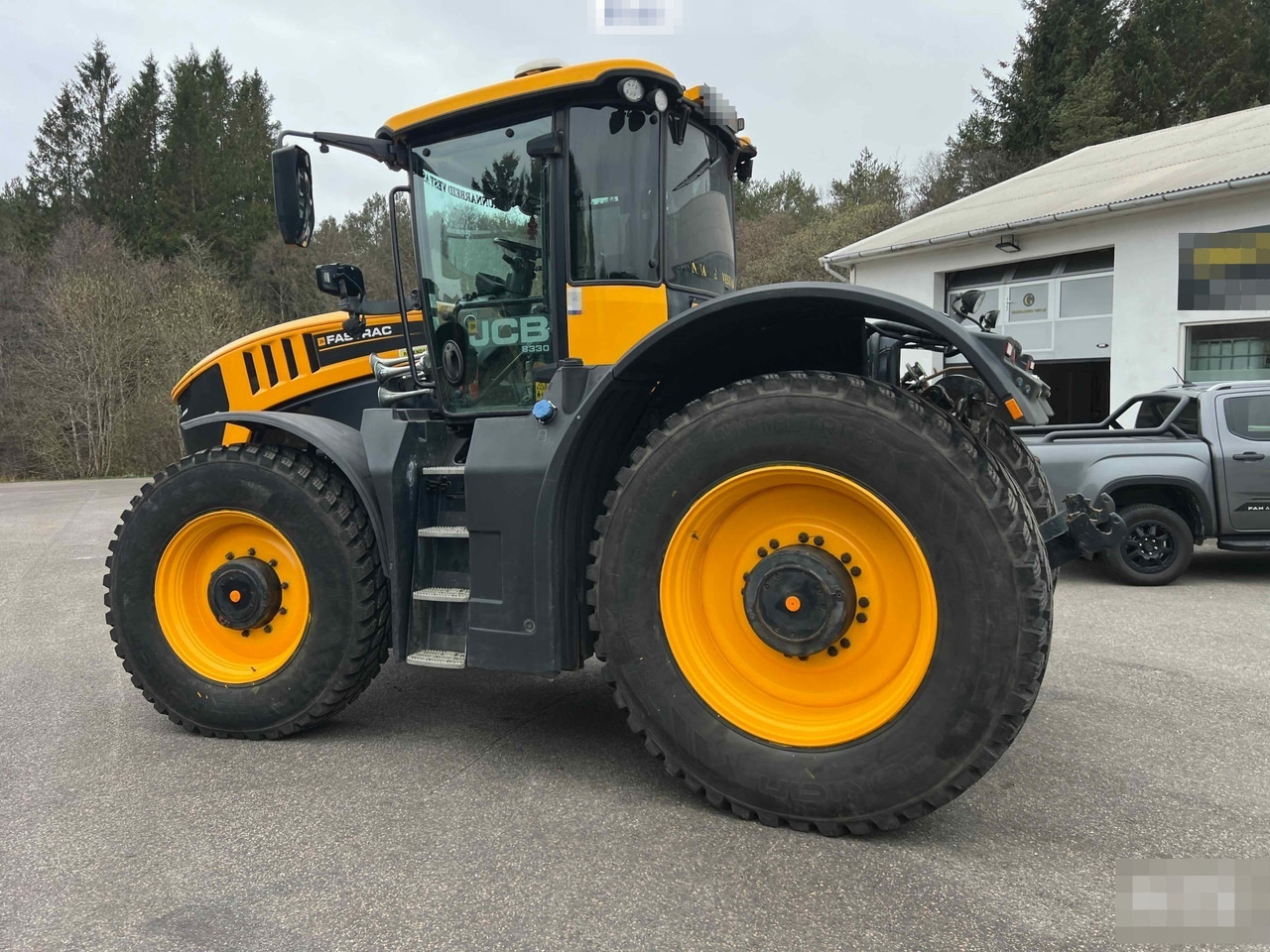 2018 JCB Fastrac 8330 - Traktor: slika 2018 JCB Fastrac 8330 - Traktor 2018 JCB Fastrac 8330 - Traktor: slika 2018 JCB Fastrac 8330 - Traktor