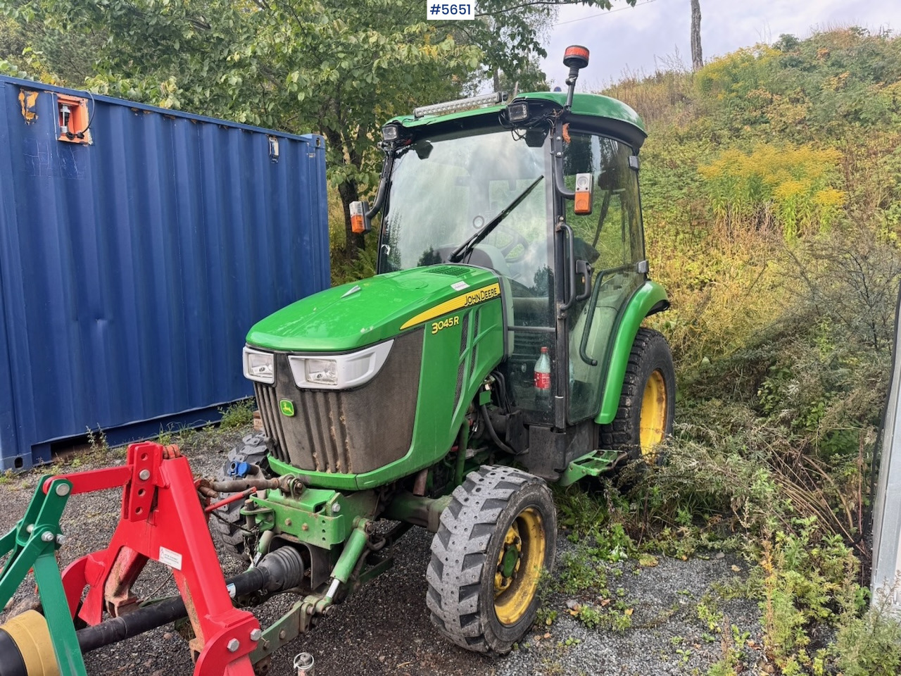 2018 John Deere 3045R with front hydraulics and front PTO - Traktor: slika 2018 John Deere 3045R with front hydraulics and front PTO - Traktor 2018 John Deere 3045R with front hydraulics and front PTO - Traktor: slika 2018 John Deere 3045R with front hydraulics and front PTO - Traktor