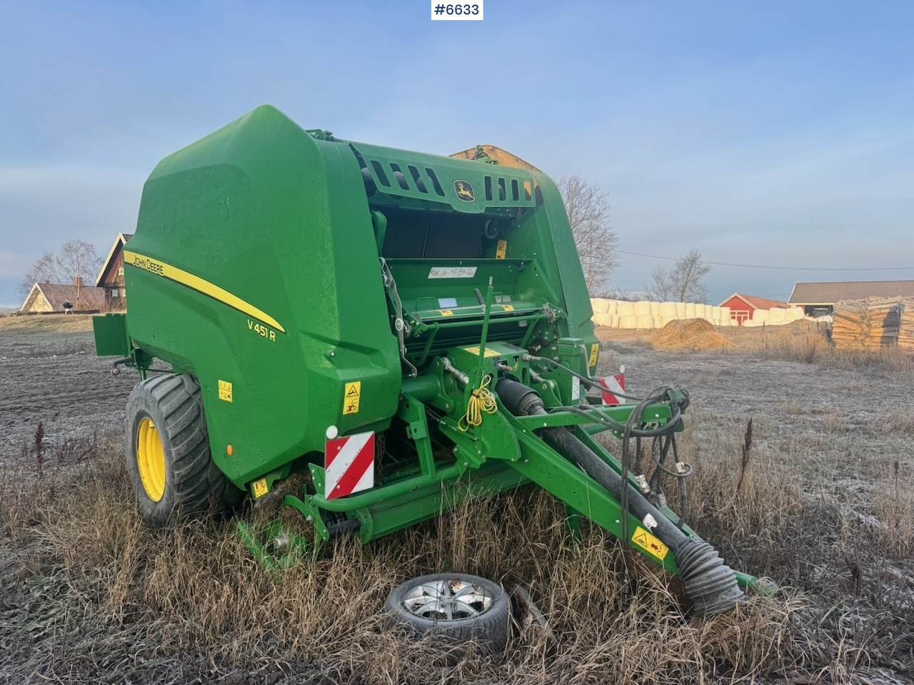 2018 John Deere V451R Round baler - Oprema za prevrtanje sijena: slika 2018 John Deere V451R Round baler - Oprema za prevrtanje sijena 2018 John Deere V451R Round baler - Oprema za prevrtanje sijena: slika 2018 John Deere V451R Round baler - Oprema za prevrtanje sijena