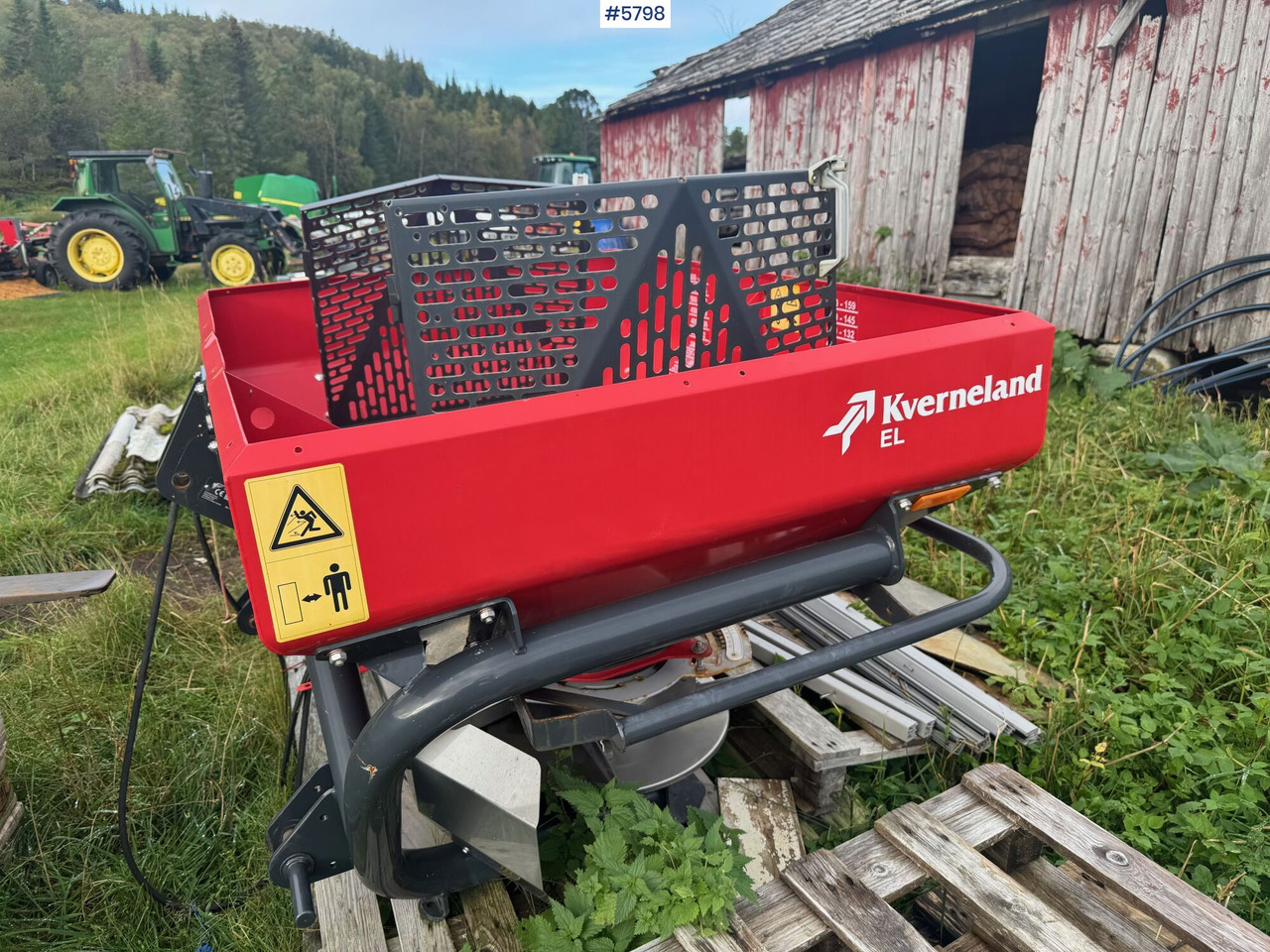 2018 Kverneland Manure spreader. Repair project - Rasipač gnojiva: slika 2018 Kverneland Manure spreader. Repair project - Rasipač gnojiva 2018 Kverneland Manure spreader. Repair project - Rasipač gnojiva: slika 2018 Kverneland Manure spreader. Repair project - Rasipač gnojiva