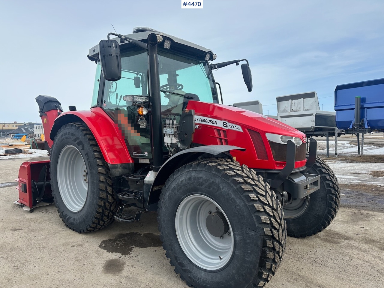 2018 Massey Ferguson MF5713 S w/ 2020 Dalen snow blower - Traktor: slika 2018 Massey Ferguson MF5713 S w/ 2020 Dalen snow blower - Traktor 2018 Massey Ferguson MF5713 S w/ 2020 Dalen snow blower - Traktor: slika 2018 Massey Ferguson MF5713 S w/ 2020 Dalen snow blower - Traktor