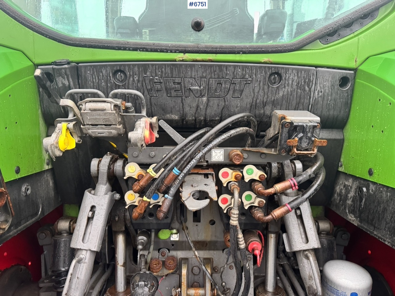 Traktor 2019 Fendt 313 Vario w/ Front hydraulics and 2 sets of tires.: slika Traktor 2019 Fendt 313 Vario w/ Front hydraulics and 2 sets of tires. Traktor 2019 Fendt 313 Vario w/ Front hydraulics and 2 sets of tires.: slika Traktor 2019 Fendt 313 Vario w/ Front hydraulics and 2 sets of tires.