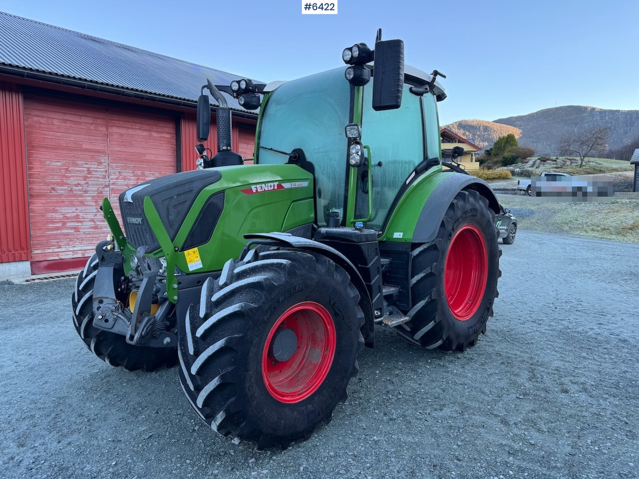 2021 Fendt 314 Vario Profi Plus w/ front hydraulics and front PTO. Low hours! - Traktor: slika 2021 Fendt 314 Vario Profi Plus w/ front hydraulics and front PTO. Low hours! - Traktor 2021 Fendt 314 Vario Profi Plus w/ front hydraulics and front PTO. Low hours! - Traktor: slika 2021 Fendt 314 Vario Profi Plus w/ front hydraulics and front PTO. Low hours! - Traktor