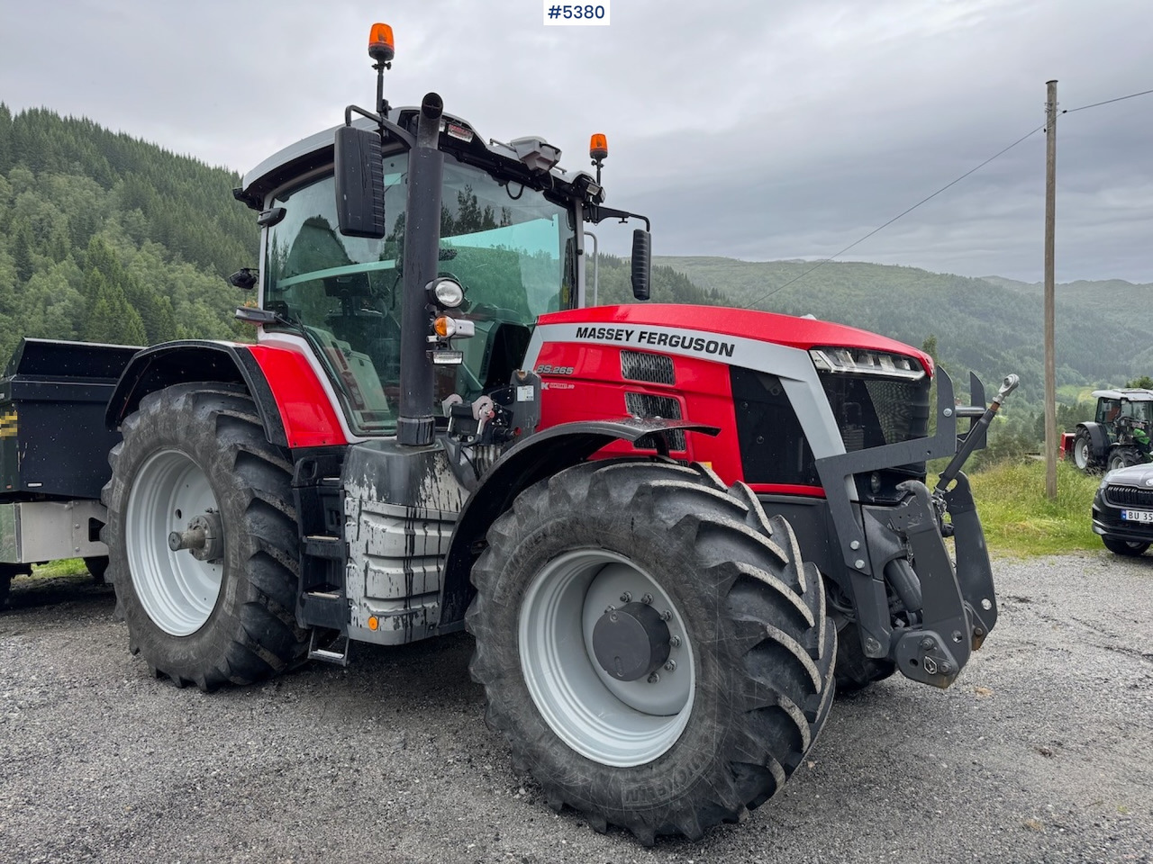 2021 Massey Ferguson 8S.265 w/ front hydraulics and front PTO. - Traktor: slika 2021 Massey Ferguson 8S.265 w/ front hydraulics and front PTO. - Traktor 2021 Massey Ferguson 8S.265 w/ front hydraulics and front PTO. - Traktor: slika 2021 Massey Ferguson 8S.265 w/ front hydraulics and front PTO. - Traktor