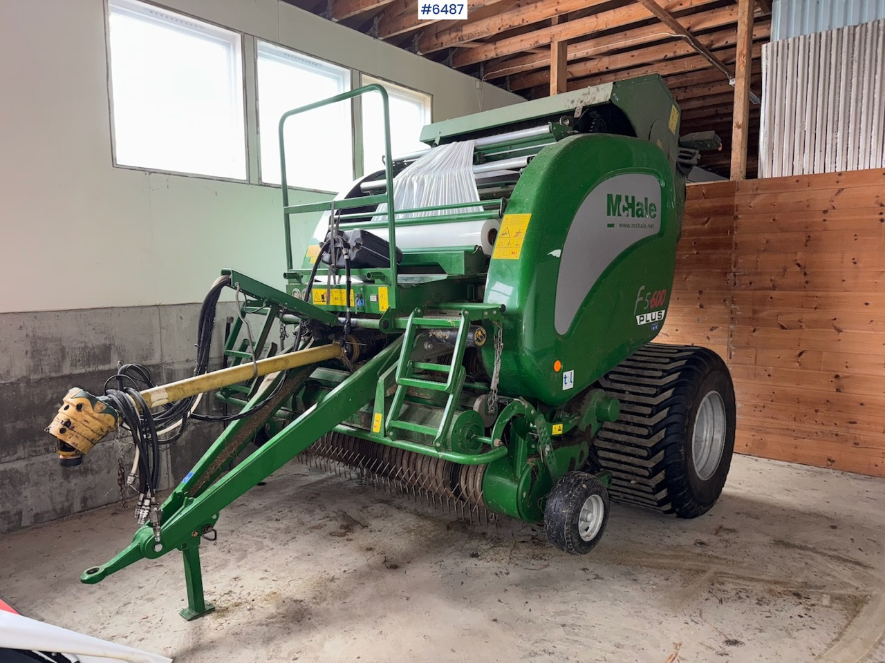 2021 McHale F5600 Plus w/ Camless Pick-Up and 710 Tires. - Oprema za prevrtanje sijena: slika 2021 McHale F5600 Plus w/ Camless Pick-Up and 710 Tires. - Oprema za prevrtanje sijena 2021 McHale F5600 Plus w/ Camless Pick-Up and 710 Tires. - Oprema za prevrtanje sijena: slika 2021 McHale F5600 Plus w/ Camless Pick-Up and 710 Tires. - Oprema za prevrtanje sijena