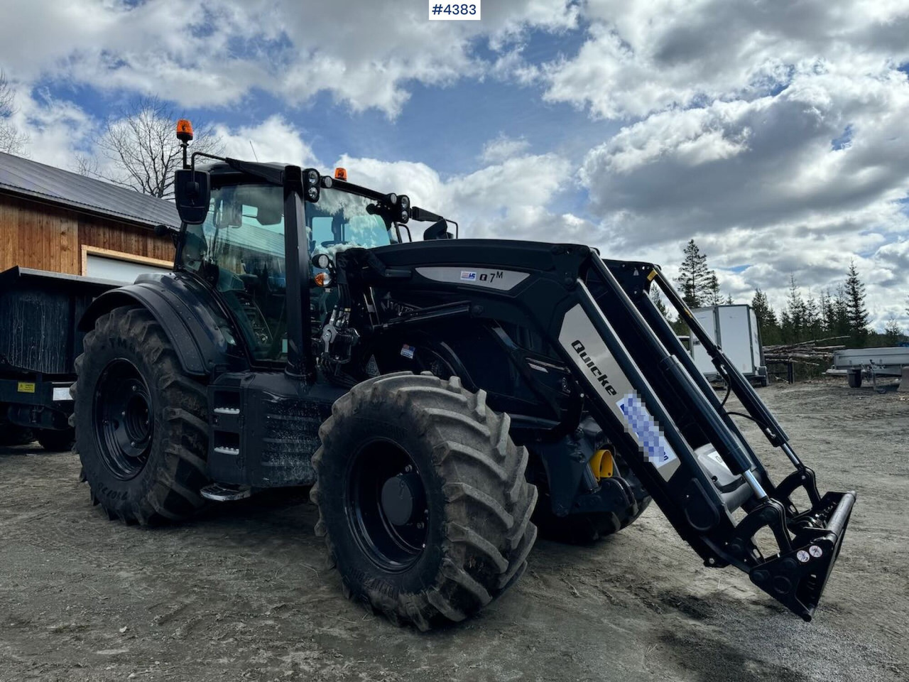 2021 Valtra T234 Versu w/ Quicke Q7 Front Loader - Traktor: slika 2021 Valtra T234 Versu w/ Quicke Q7 Front Loader - Traktor 2021 Valtra T234 Versu w/ Quicke Q7 Front Loader - Traktor: slika 2021 Valtra T234 Versu w/ Quicke Q7 Front Loader - Traktor
