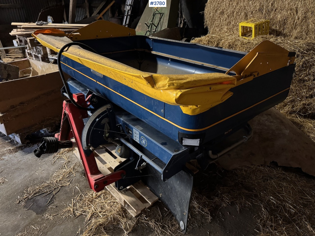2022 Bogballe L20 Plus w/Calibrator ICON - Rasipač gnojiva: slika 2022 Bogballe L20 Plus w/Calibrator ICON - Rasipač gnojiva 2022 Bogballe L20 Plus w/Calibrator ICON - Rasipač gnojiva: slika 2022 Bogballe L20 Plus w/Calibrator ICON - Rasipač gnojiva