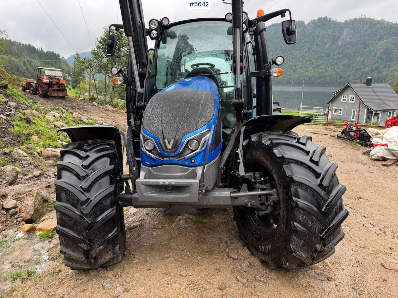 2022 Valtra G105 with front loader and 2 sets of tires - Traktor: slika 2022 Valtra G105 with front loader and 2 sets of tires - Traktor 2022 Valtra G105 with front loader and 2 sets of tires - Traktor: slika 2022 Valtra G105 with front loader and 2 sets of tires - Traktor