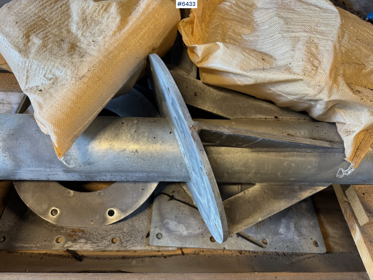 Oprema za gnojenje 2023 Duun VPO20 Wall-Mounted Fertilizer Mixer: slika Oprema za gnojenje 2023 Duun VPO20 Wall-Mounted Fertilizer Mixer