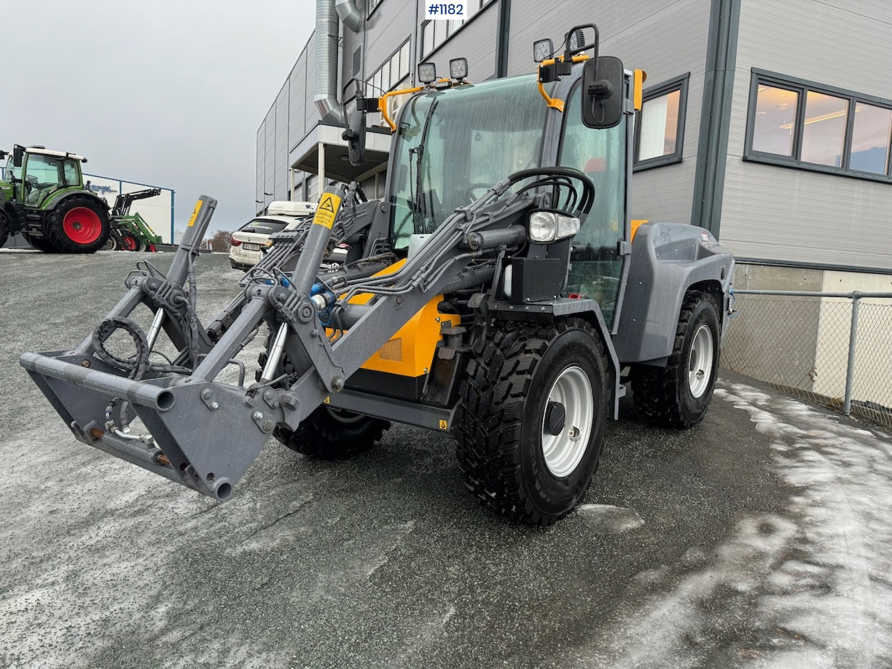 2023 LM Trac 587, DEMO, LIKE NEW! - Zglobni utovarivač: slika 2023 LM Trac 587, DEMO, LIKE NEW! - Zglobni utovarivač 2023 LM Trac 587, DEMO, LIKE NEW! - Zglobni utovarivač: slika 2023 LM Trac 587, DEMO, LIKE NEW! - Zglobni utovarivač