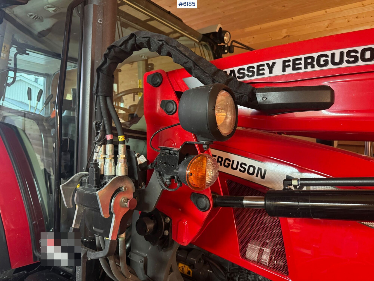 Traktor 2023 Massey Ferguson 5711M Dyna w/ loader with 3rd function. Only 115 hours!: slika Traktor 2023 Massey Ferguson 5711M Dyna w/ loader with 3rd function. Only 115 hours! Traktor 2023 Massey Ferguson 5711M Dyna w/ loader with 3rd function. Only 115 hours!: slika Traktor 2023 Massey Ferguson 5711M Dyna w/ loader with 3rd function. Only 115 hours!