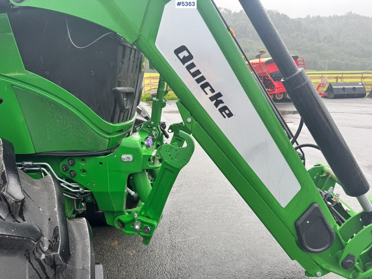 2024 John Deere 6R 215 w/ Front Loader and Front Hydraulics. 520 hours! - Traktor: slika 2024 John Deere 6R 215 w/ Front Loader and Front Hydraulics. 520 hours! - Traktor 2024 John Deere 6R 215 w/ Front Loader and Front Hydraulics. 520 hours! - Traktor: slika 2024 John Deere 6R 215 w/ Front Loader and Front Hydraulics. 520 hours! - Traktor