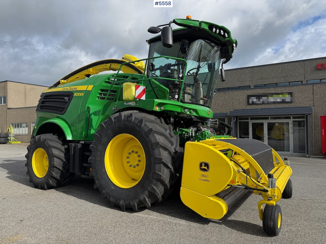 2024 John Deere 8200 in, like new! - Oprema za prevrtanje sijena: slika 2024 John Deere 8200 in, like new! - Oprema za prevrtanje sijena 2024 John Deere 8200 in, like new! - Oprema za prevrtanje sijena: slika 2024 John Deere 8200 in, like new! - Oprema za prevrtanje sijena