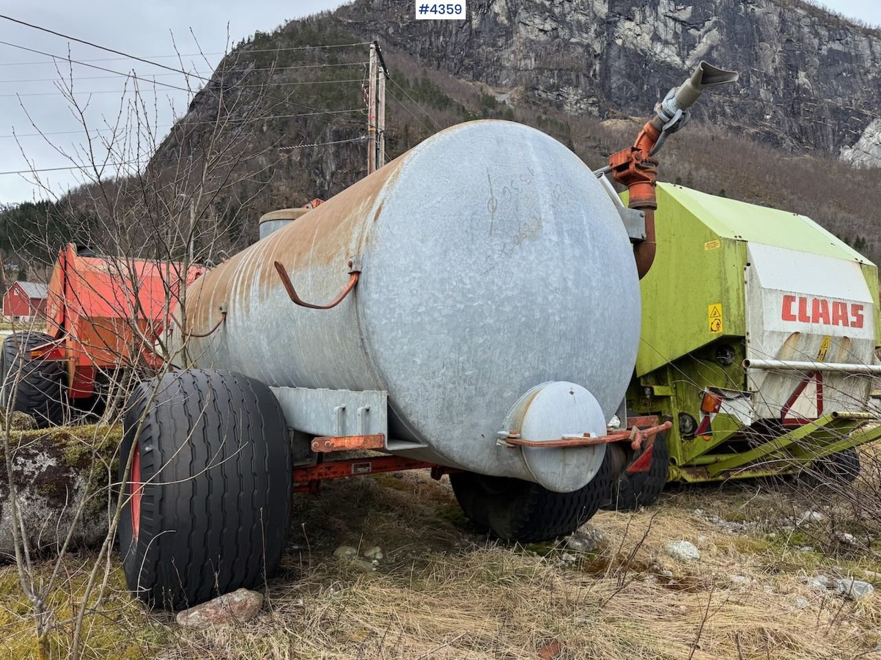Bauer Manure spreader with boom cannon. - Rasipač stajskog gnoja: slika Bauer Manure spreader with boom cannon. - Rasipač stajskog gnoja Bauer Manure spreader with boom cannon. - Rasipač stajskog gnoja: slika Bauer Manure spreader with boom cannon. - Rasipač stajskog gnoja