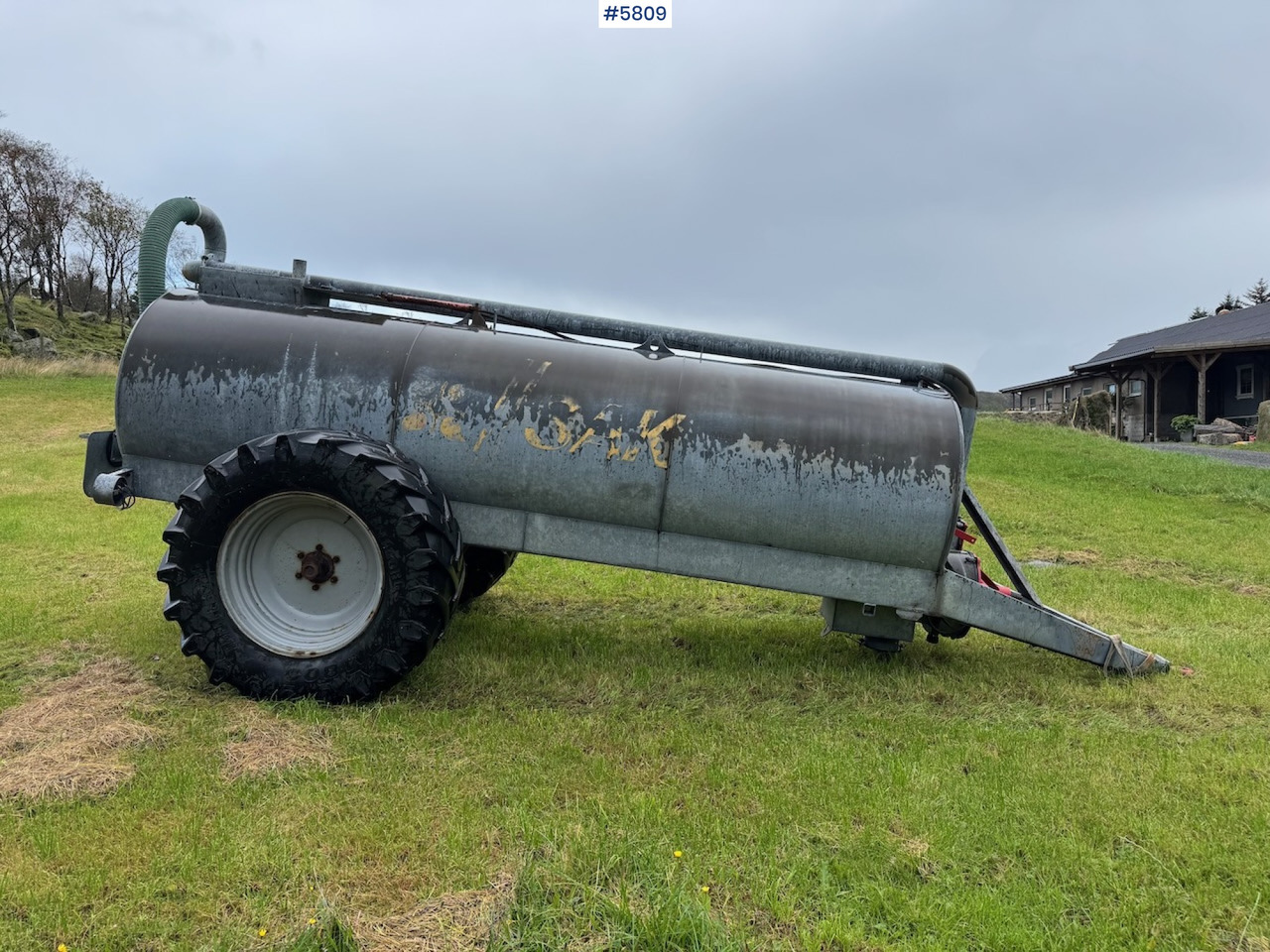 CASE Fertilizer wagon - Cisterna za gnojnicu: slika CASE Fertilizer wagon - Cisterna za gnojnicu CASE Fertilizer wagon - Cisterna za gnojnicu: slika CASE Fertilizer wagon - Cisterna za gnojnicu