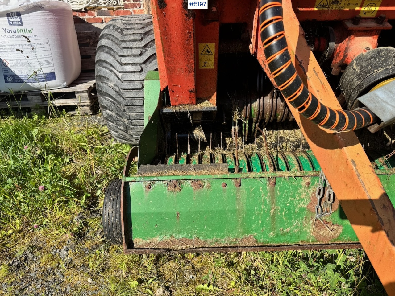 Oprema za prevrtanje sijena Ca. 2000 Orkel GP1250 Rundballepresse: slika Oprema za prevrtanje sijena Ca. 2000 Orkel GP1250 Rundballepresse