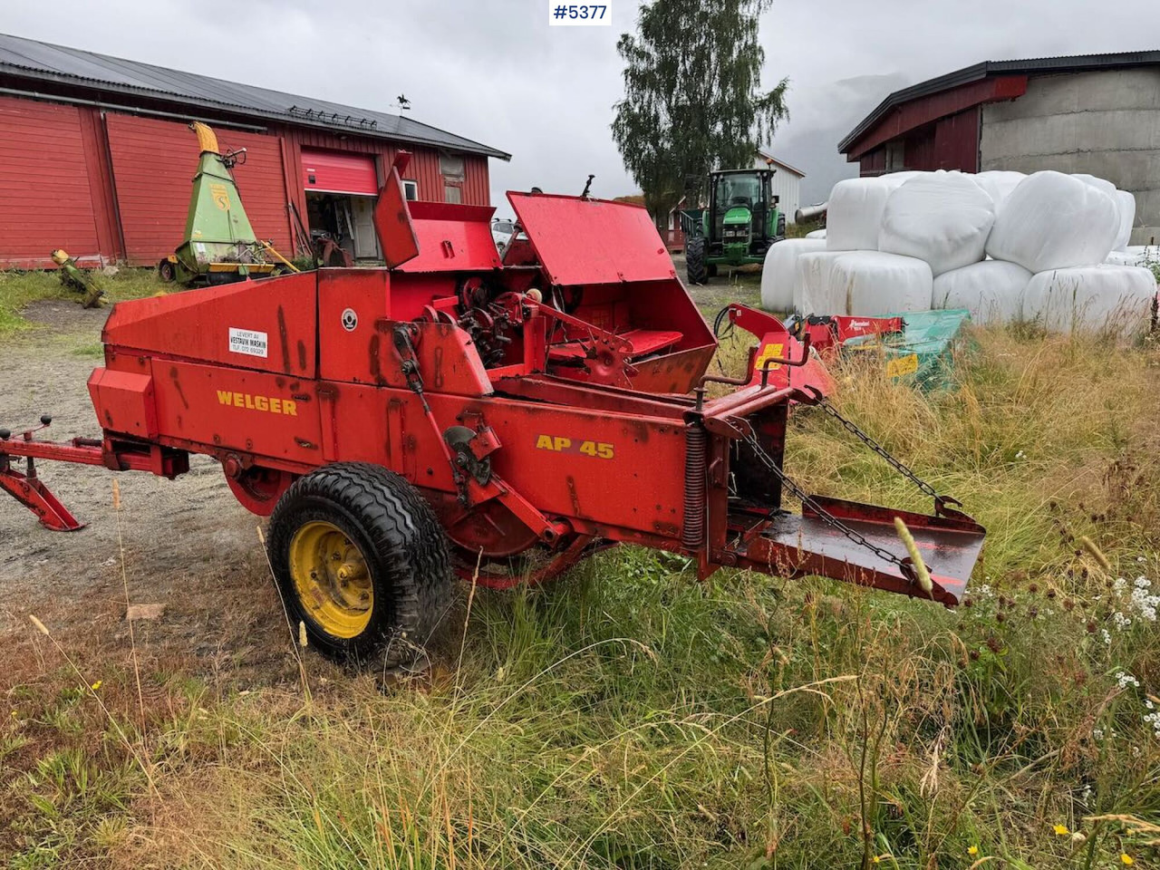 English: Welger AP 45 Square Baler - Oprema za prevrtanje sijena: slika English: Welger AP 45 Square Baler - Oprema za prevrtanje sijena English: Welger AP 45 Square Baler - Oprema za prevrtanje sijena: slika English: Welger AP 45 Square Baler - Oprema za prevrtanje sijena