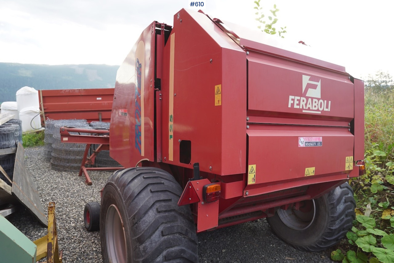 Feraboli Trotter 125 round baler - Oprema za prevrtanje sijena: slika Feraboli Trotter 125 round baler - Oprema za prevrtanje sijena Feraboli Trotter 125 round baler - Oprema za prevrtanje sijena: slika Feraboli Trotter 125 round baler - Oprema za prevrtanje sijena
