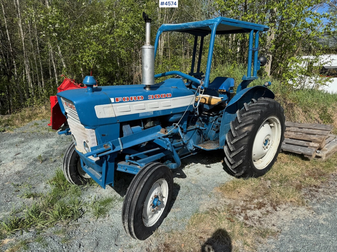 Ford 3000 w/front loader - Traktor: slika Ford 3000 w/front loader - Traktor Ford 3000 w/front loader - Traktor: slika Ford 3000 w/front loader - Traktor