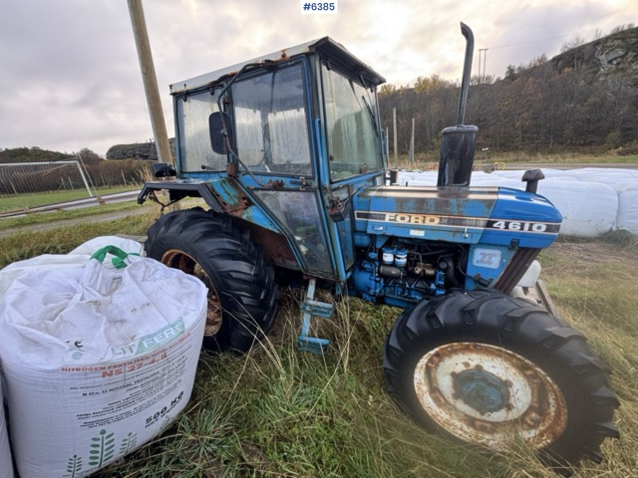 Ford 4610 4x4 tractor. 3,561 hours! - Traktor: slika Ford 4610 4x4 tractor. 3,561 hours! - Traktor Ford 4610 4x4 tractor. 3,561 hours! - Traktor: slika Ford 4610 4x4 tractor. 3,561 hours! - Traktor