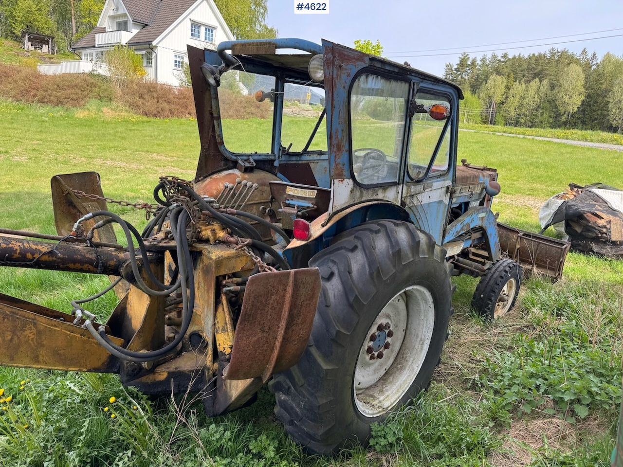Traktor Ford 5000 Backhoe Loader.: slika Traktor Ford 5000 Backhoe Loader.