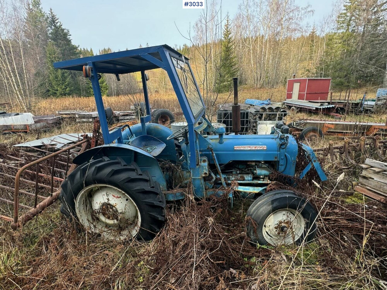 Ford Dexta tractor. Rep object. - Traktor: slika Ford Dexta tractor. Rep object. - Traktor Ford Dexta tractor. Rep object. - Traktor: slika Ford Dexta tractor. Rep object. - Traktor