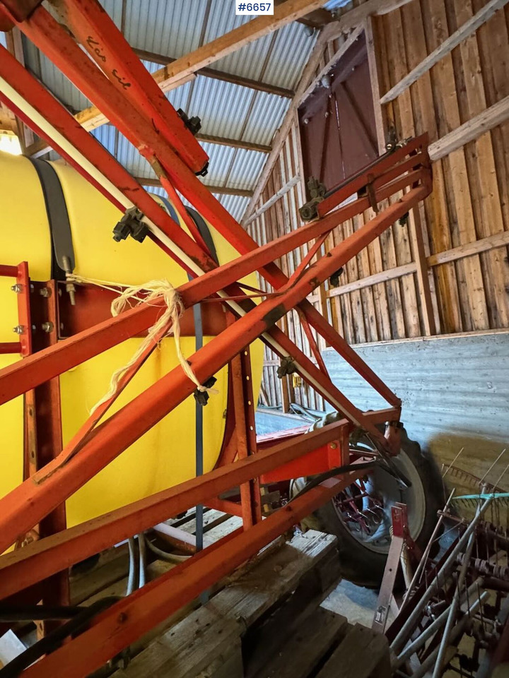 Hardi field sprayer, 8 meters - Prskalica: slika Hardi field sprayer, 8 meters - Prskalica Hardi field sprayer, 8 meters - Prskalica: slika Hardi field sprayer, 8 meters - Prskalica