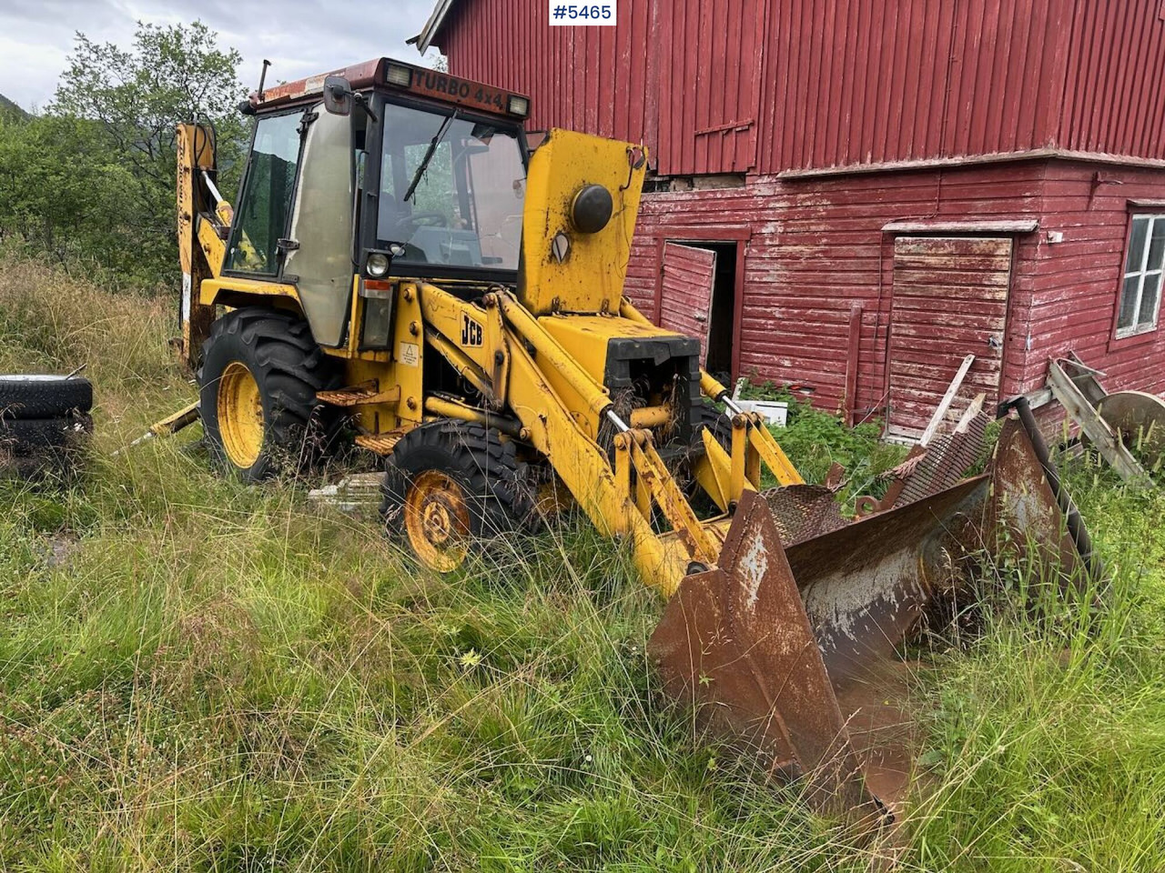 JCB Turbo 4x4 backhoe loader w/ pallet forks. Partial REP object. - Traktor: slika JCB Turbo 4x4 backhoe loader w/ pallet forks. Partial REP object. - Traktor JCB Turbo 4x4 backhoe loader w/ pallet forks. Partial REP object. - Traktor: slika JCB Turbo 4x4 backhoe loader w/ pallet forks. Partial REP object. - Traktor
