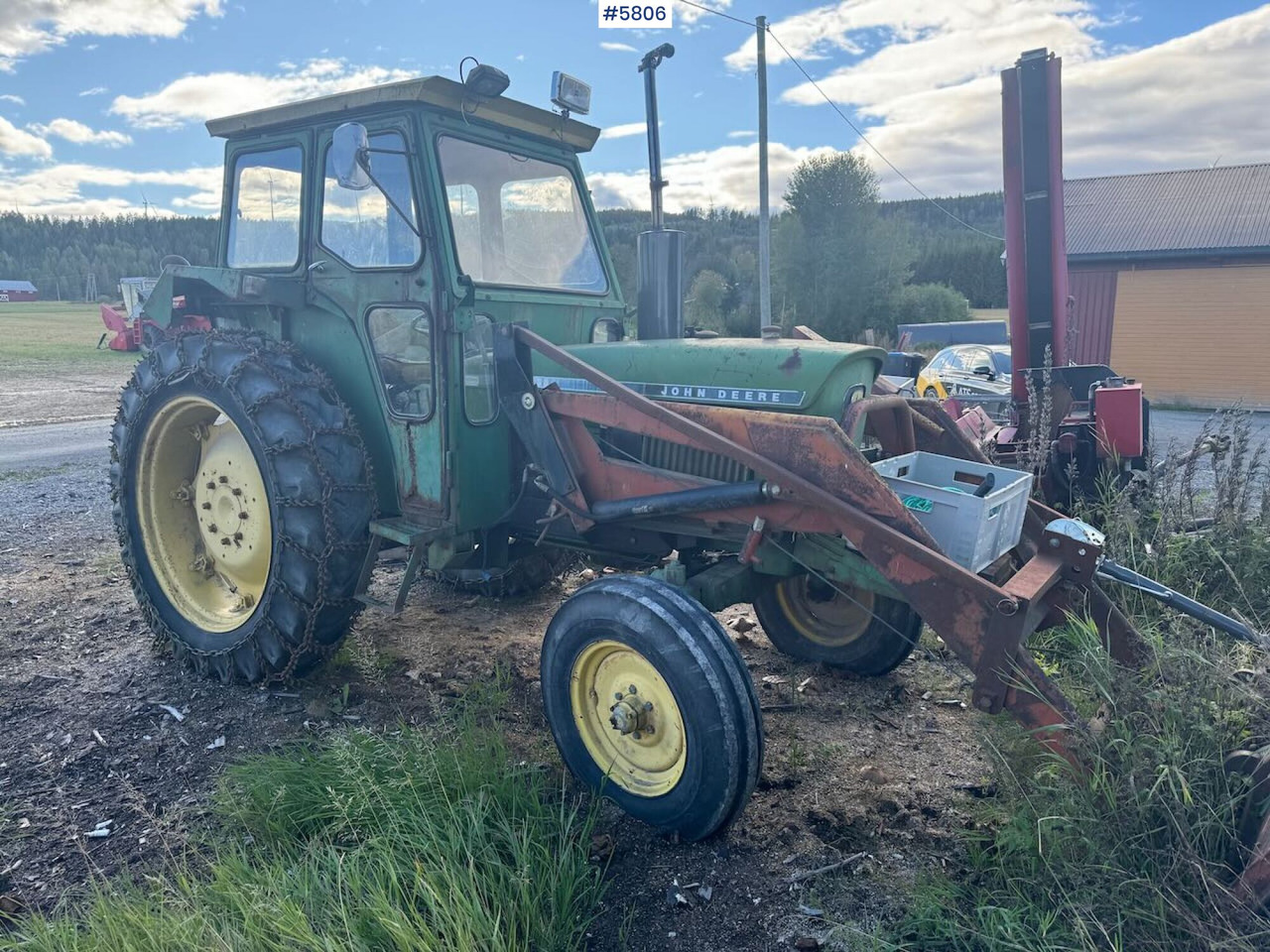 John Deere 2130 - Traktor: slika John Deere 2130 - Traktor John Deere 2130 - Traktor: slika John Deere 2130 - Traktor