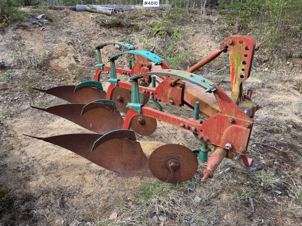 Kverneland Mod A 3-furrow plough - Oprema za obradu tla: slika Kverneland Mod A 3-furrow plough - Oprema za obradu tla Kverneland Mod A 3-furrow plough - Oprema za obradu tla: slika Kverneland Mod A 3-furrow plough - Oprema za obradu tla