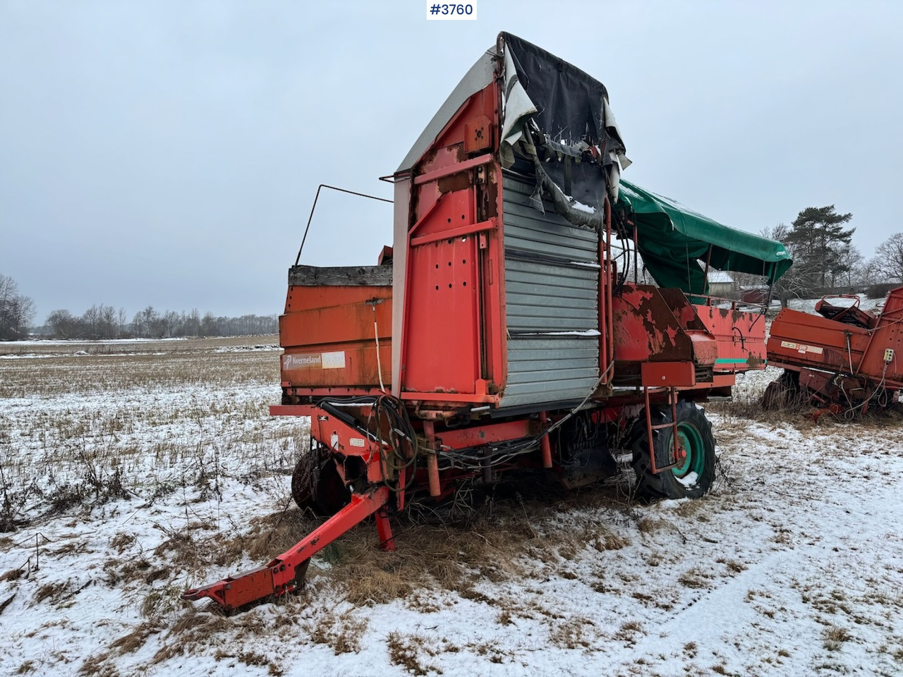Kverneland N2100 Potetopptaker with Kverneland desmantling machine. - Kombajn za krumpir: slika Kverneland N2100 Potetopptaker with Kverneland desmantling machine. - Kombajn za krumpir Kverneland N2100 Potetopptaker with Kverneland desmantling machine. - Kombajn za krumpir: slika Kverneland N2100 Potetopptaker with Kverneland desmantling machine. - Kombajn za krumpir