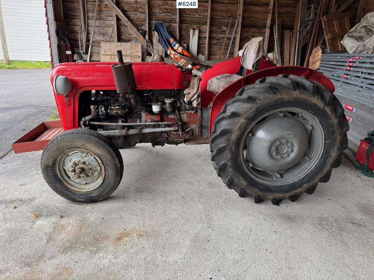 Massey Ferguson 35. - Traktor: slika Massey Ferguson 35. - Traktor Massey Ferguson 35. - Traktor: slika Massey Ferguson 35. - Traktor
