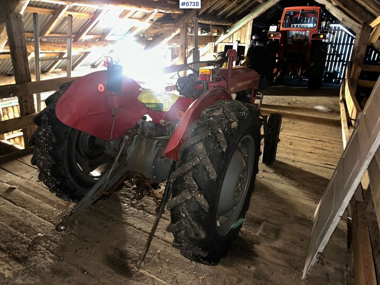 Traktor Massey-Ferguson 35x traktor: slika Traktor Massey-Ferguson 35x traktor Traktor Massey-Ferguson 35x traktor: slika Traktor Massey-Ferguson 35x traktor