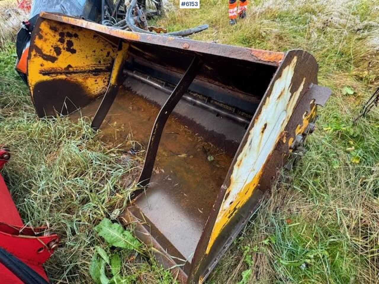 2012 Dalen 2034 sand spreader - Namjenska/ Posebna vozila: slika 2012 Dalen 2034 sand spreader - Namjenska/ Posebna vozila 2012 Dalen 2034 sand spreader - Namjenska/ Posebna vozila: slika 2012 Dalen 2034 sand spreader - Namjenska/ Posebna vozila