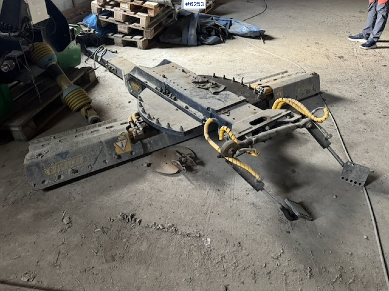 2021 Drivex EG3500 snow blade with 2021 Drivex undermount blade - Namjenska/ Posebna vozila: slika 2021 Drivex EG3500 snow blade with 2021 Drivex undermount blade - Namjenska/ Posebna vozila 2021 Drivex EG3500 snow blade with 2021 Drivex undermount blade - Namjenska/ Posebna vozila: slika 2021 Drivex EG3500 snow blade with 2021 Drivex undermount blade - Namjenska/ Posebna vozila