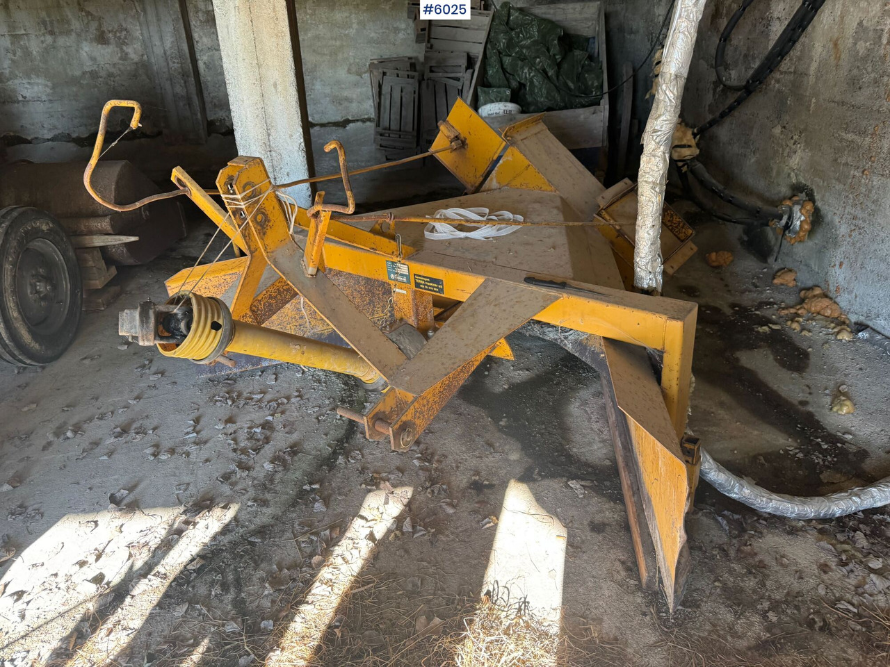 Terra V-Snow blower - Namjenska/ Posebna vozila: slika Terra V-Snow blower - Namjenska/ Posebna vozila Terra V-Snow blower - Namjenska/ Posebna vozila: slika Terra V-Snow blower - Namjenska/ Posebna vozila