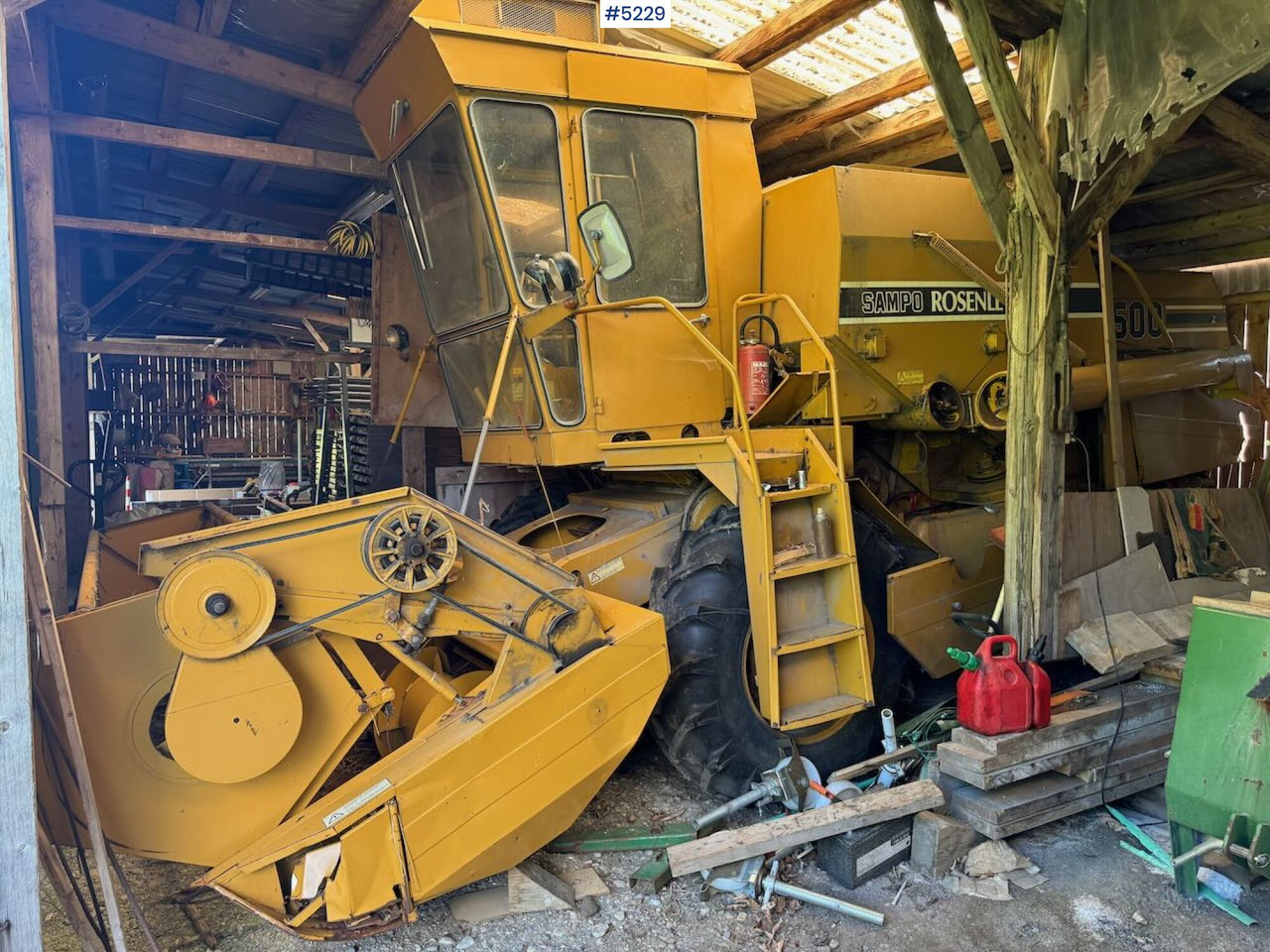 Sampo Rosenlew 500 - Kombajn za žetvu: slika Sampo Rosenlew 500 - Kombajn za žetvu Sampo Rosenlew 500 - Kombajn za žetvu: slika Sampo Rosenlew 500 - Kombajn za žetvu