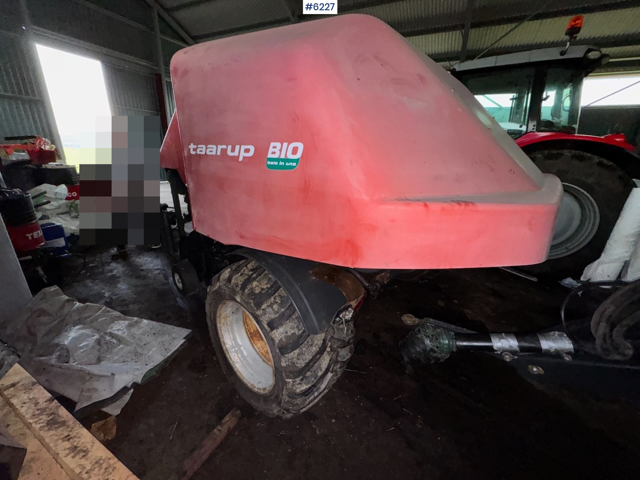 Taarup BIO Round Baler - Oprema za prevrtanje sijena: slika Taarup BIO Round Baler - Oprema za prevrtanje sijena Taarup BIO Round Baler - Oprema za prevrtanje sijena: slika Taarup BIO Round Baler - Oprema za prevrtanje sijena